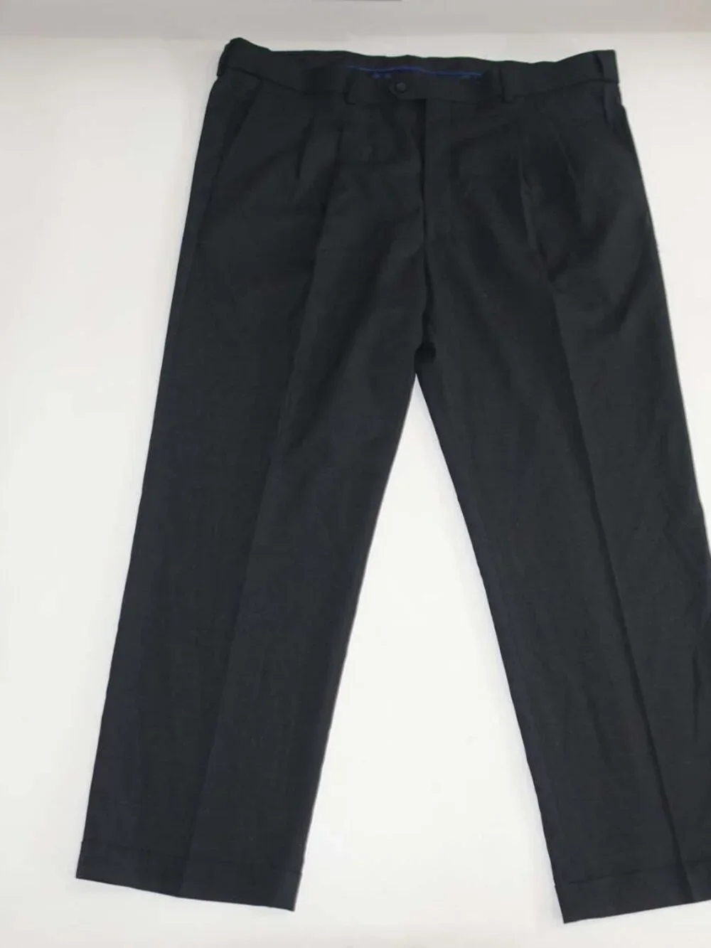 GS Men's 2 Button Suit Size 54 Regular 48 x 32 Charcoal Gray Wool Blend 54R